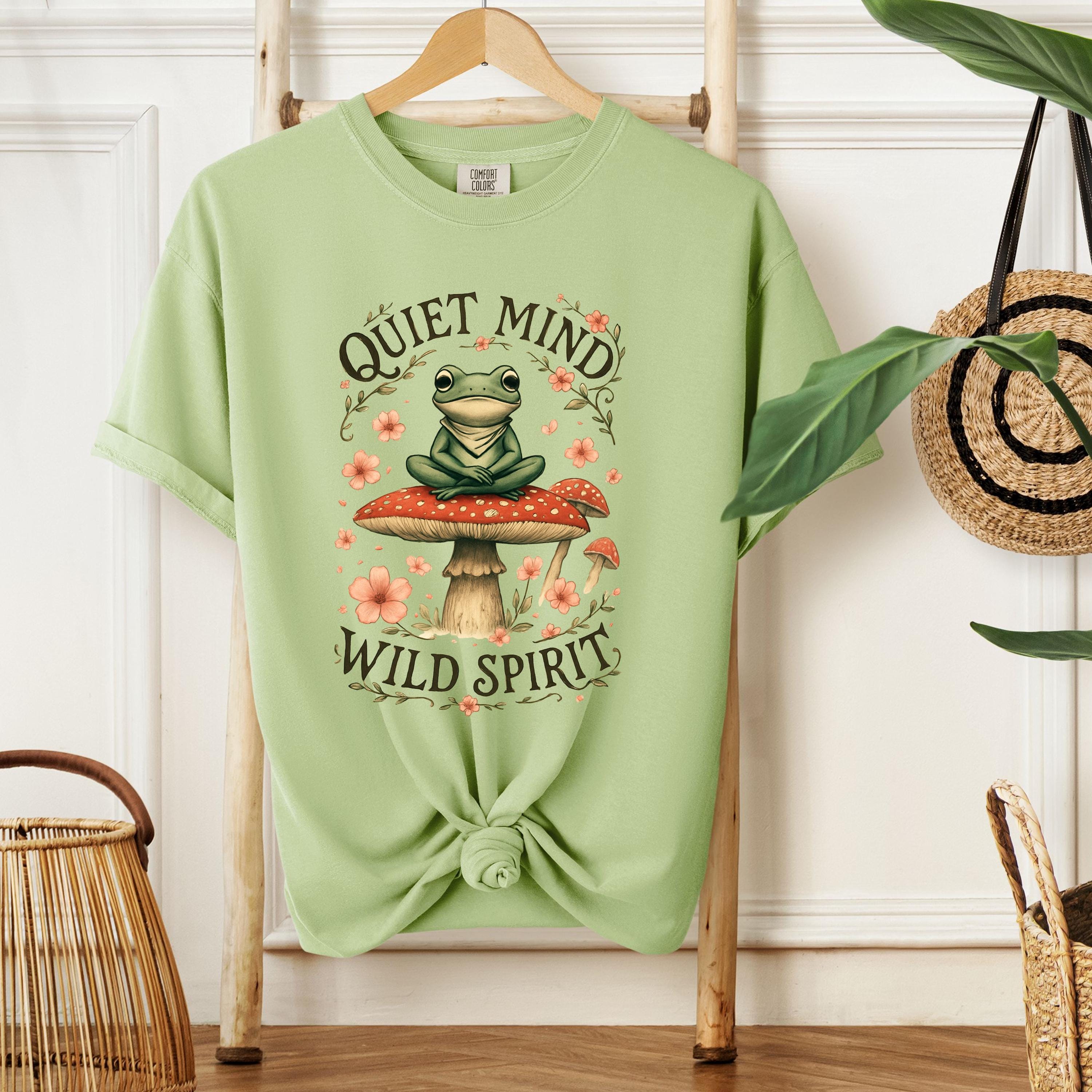 Cottagecore Frog T-Shirt | Meditating Toad on Mushroom, Nature Tee