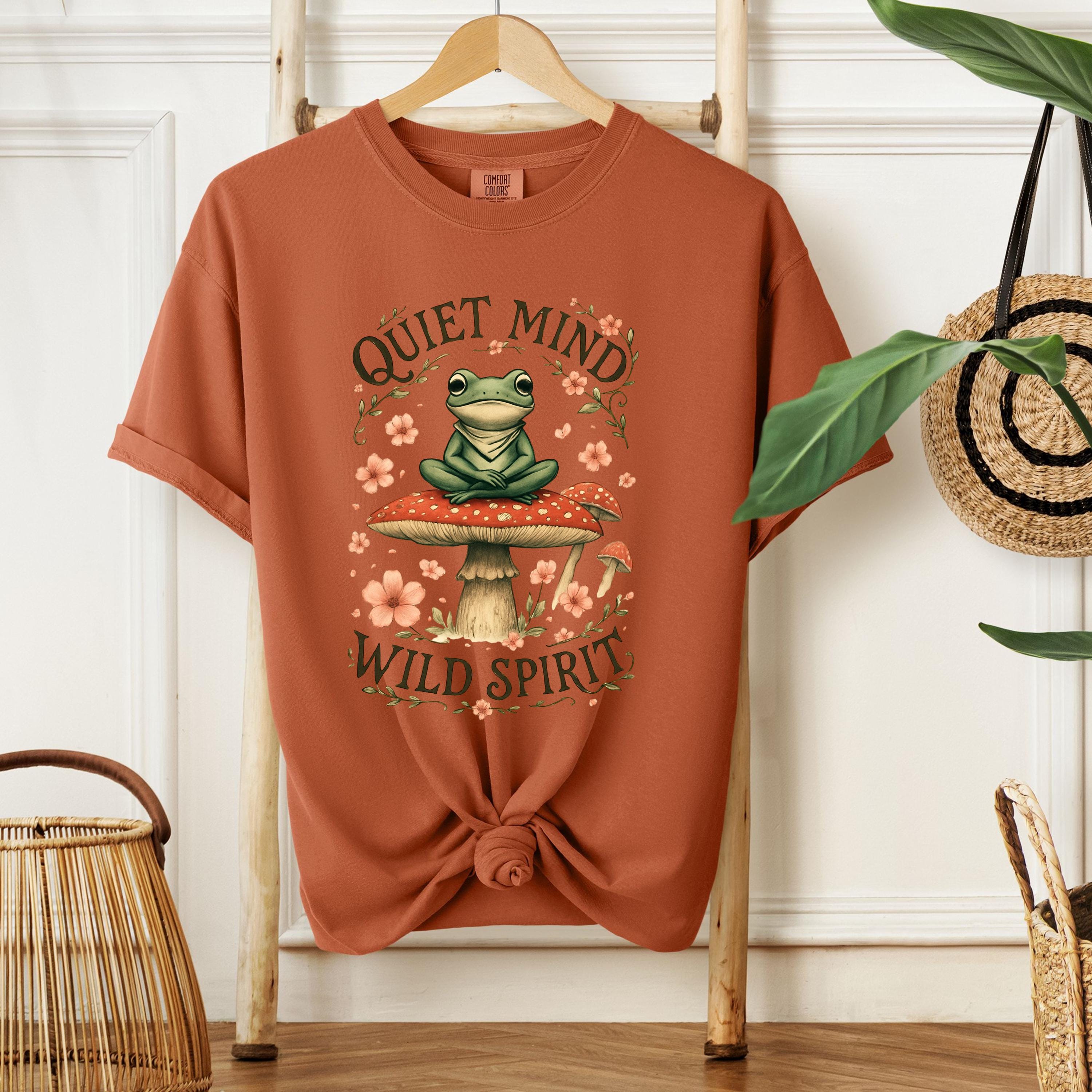 Cottagecore Frog T-Shirt | Meditating Toad on Mushroom, Nature Tee