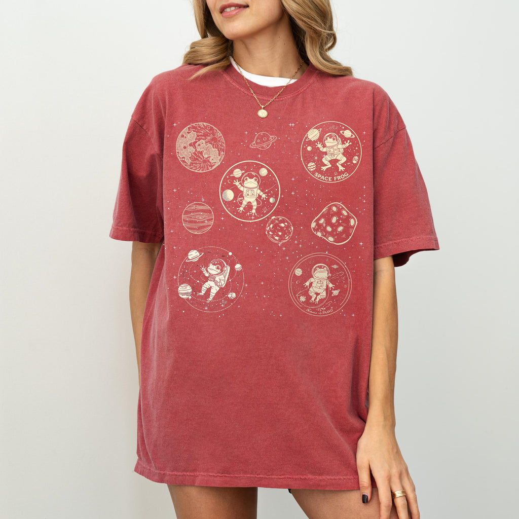 Vintage Funny | Dancing Space Frog & Mushrooms | Frog Lover Gift Tee